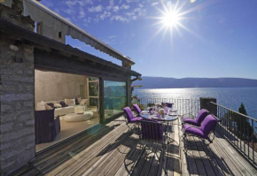 Villa Rachele: stunning luxury villa in centre Gargnano with private pool and breathtaking views